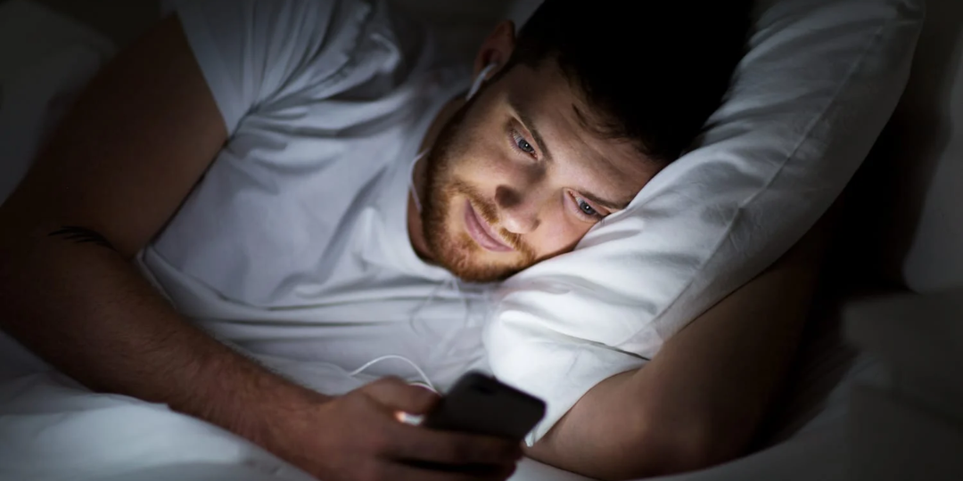 Overstimulation and Sleep Deprivation The Devastating Price for Excessive Social Media Usage